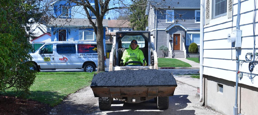 asphalt delivery