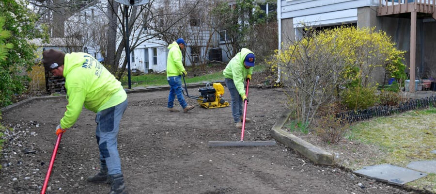 paving contractor