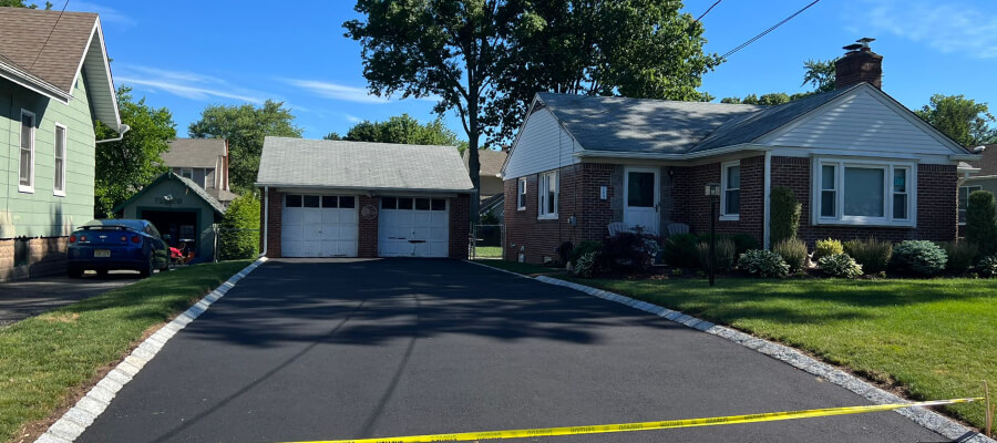 asphalt driveway paving 